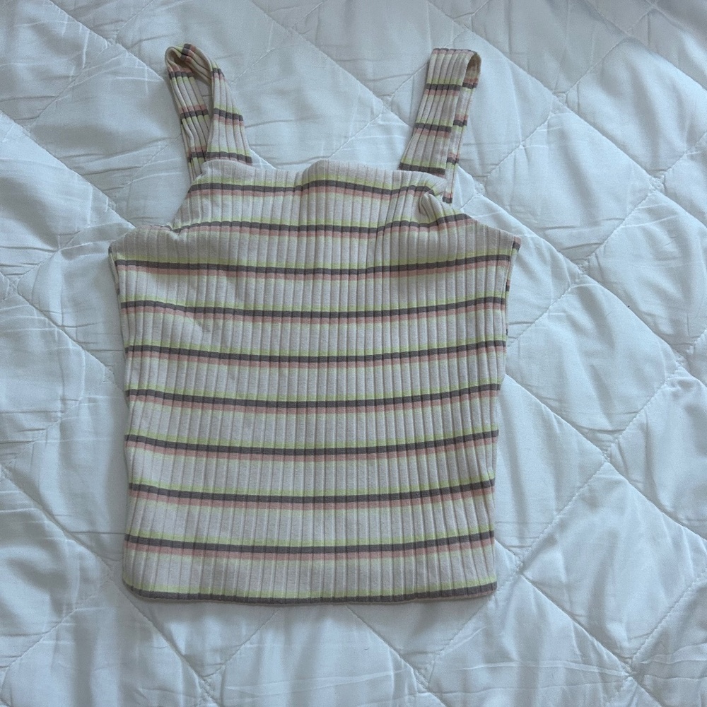 So cropped top